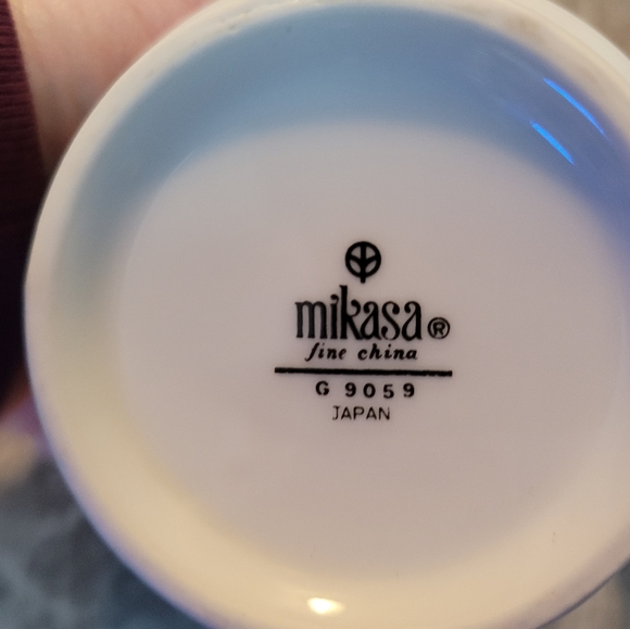 Mikasa Creamer & Sugar Bowl Set - Picture 6 of 6